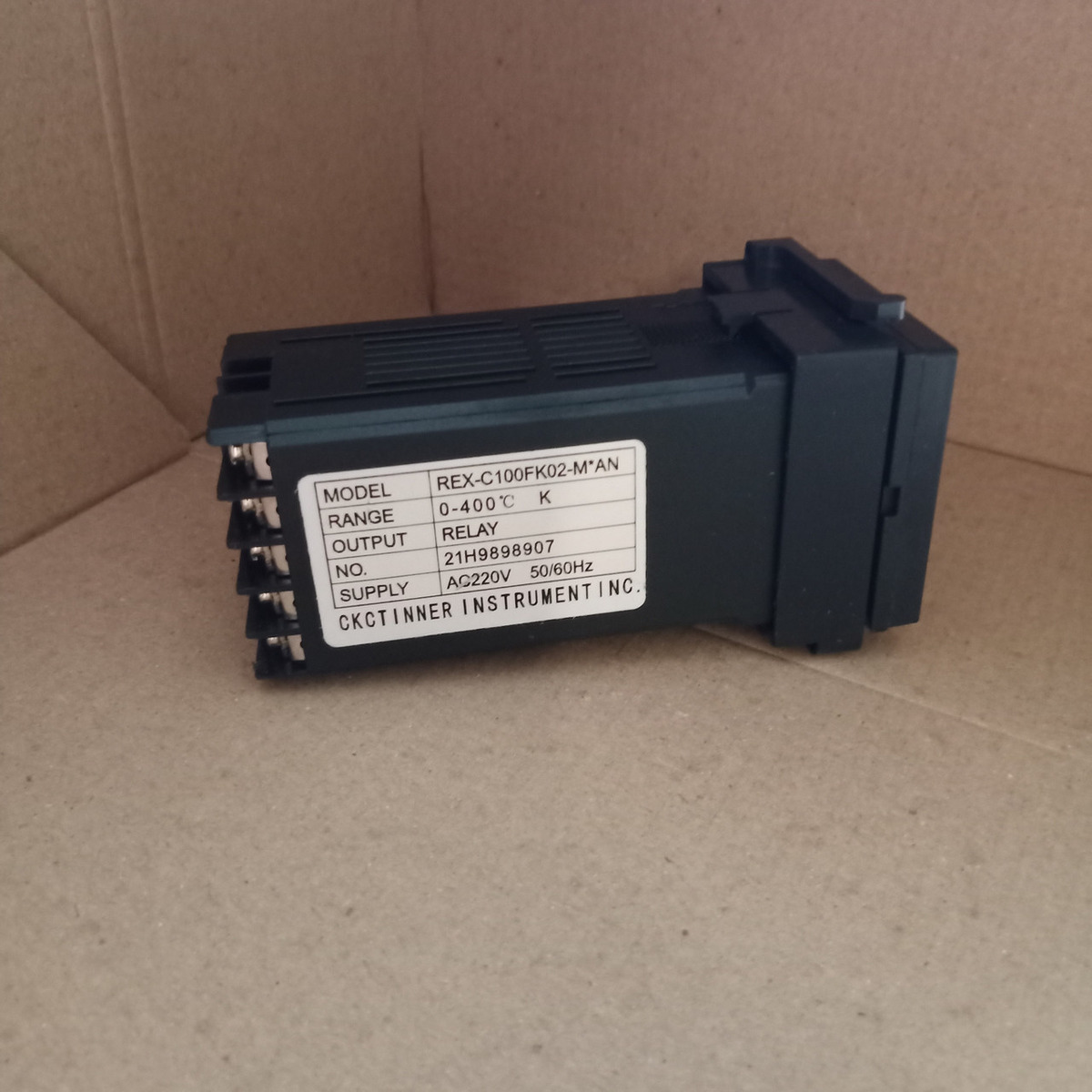 PID-ТЕРМОКОНТРОЛЕР 0-999°C ( ПІД Контролер температури ) REX-C100FK02-M*DA РЕЛЕЙНИЙ ВИХІД. фото 4