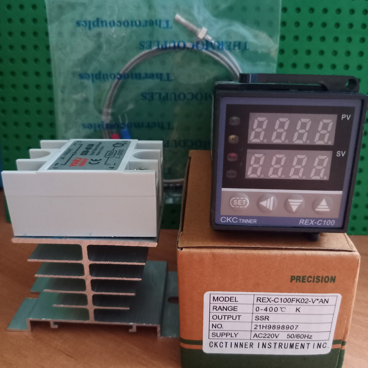 ПИД Контроллер температуры (полная версия) / PID Термоконтроллер REX-C100-FK02-V*AN (комплект)
